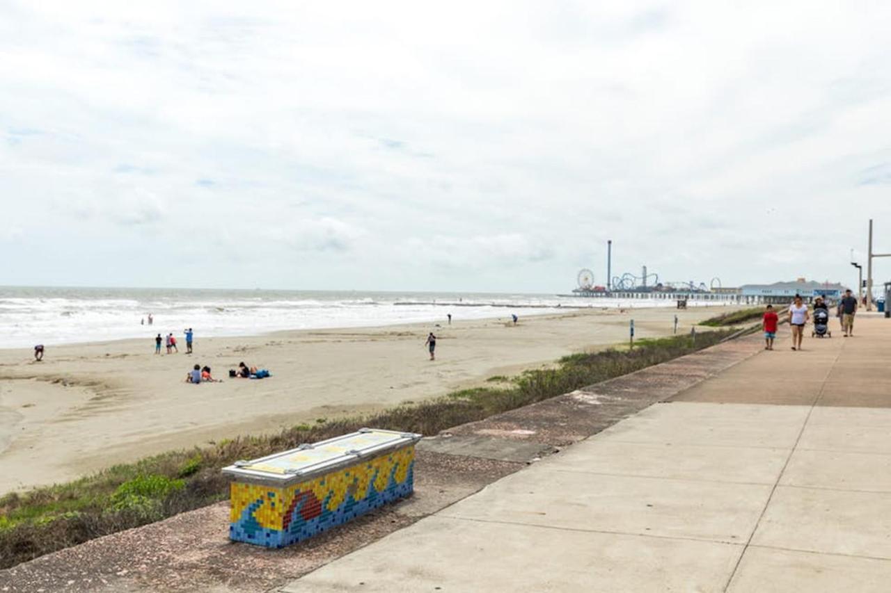 The Breezy Bungalow Galveston Esterno foto