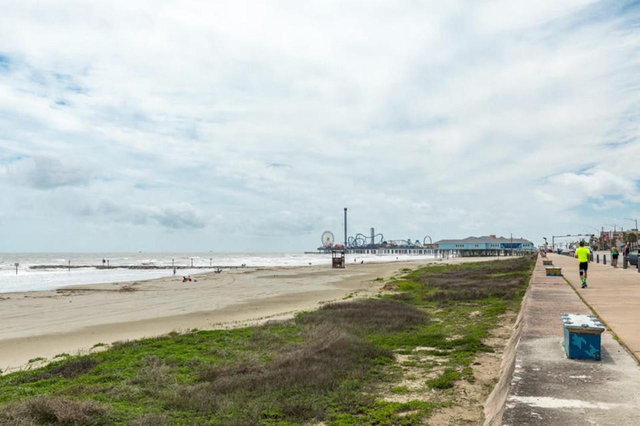 The Breezy Bungalow Galveston Esterno foto
